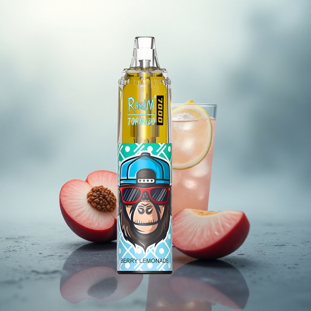 RandM Fumot Tornado 7000 Puffs عصير التوت والليمون مع 850 ملي أمبير وبطارية 14 مل