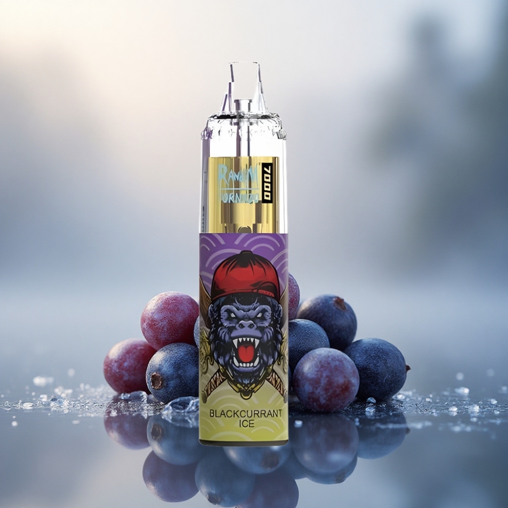 RandM Fumot Tornado 7000 Puffs عنب أسود مثلج بملفات شبكية وبطارية 850 مللي أمبير